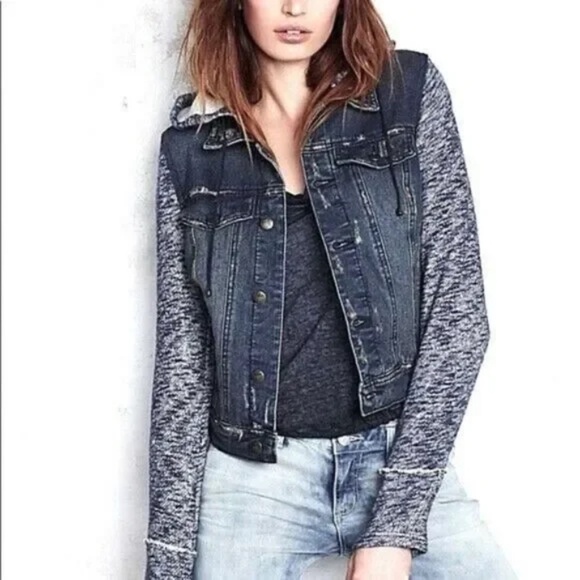 Free People Distressed Denim Jean Jacket W/ Knit Sleeves & Hood Black Size Small - Picture 11 of 11